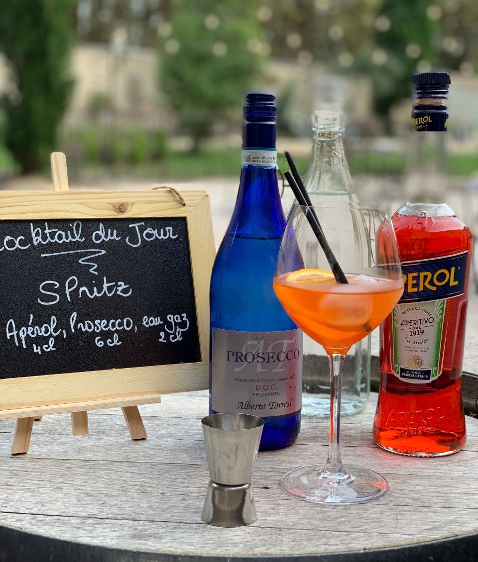 Vin rosé bouteille ardoise